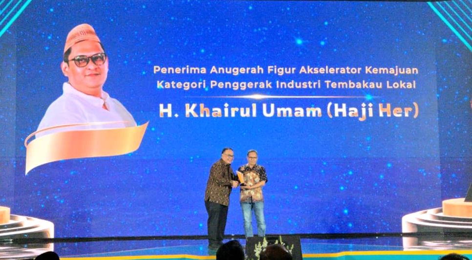 Dedikasi Ekonomi Petani, Haji Her Sabet Pernghargaan Bergensi