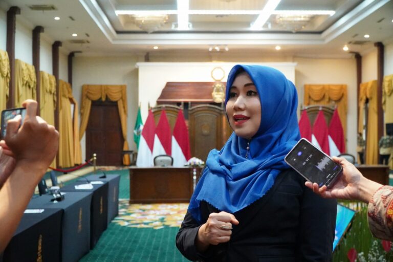 Lia Istifhama, Anggota DPD RI Jawa Timur