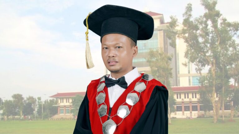 Rektor Universitas Trunojoyo Madura, Prof. Dr. Safi. S.H., M.H.