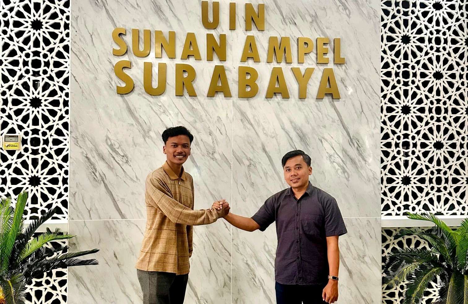 Pengurus Kamura bersama ketua BEM UIN Surabaya sepakat mengadakan FGD Soal KEK Tembakau (10/11)